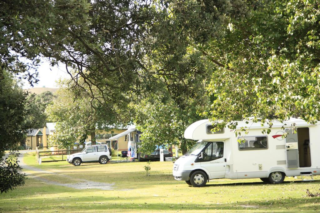 Baylys Beach Holiday Park Ngoại thất bức ảnh